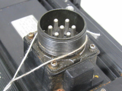 Yaskawa SGMDH-45A2B Motoman 4500W 1500RPM 200V AC Servo Axis Motor