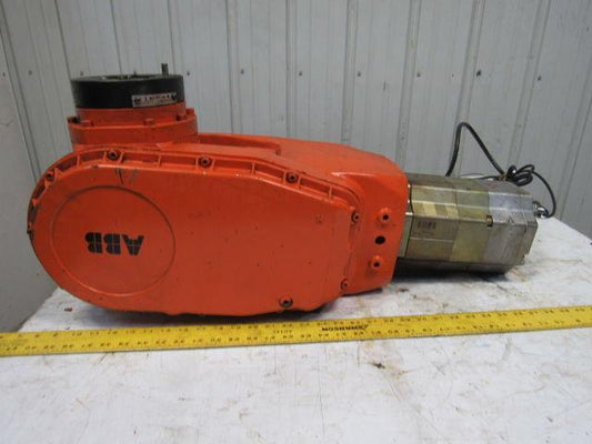 ABB Siemens 3HAC0694-2 160V 2520/3100RPM Robot Wrist Assembly W/ Servo