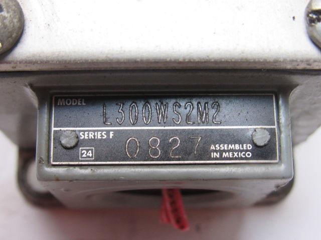 Square D L300WS2M2 Type L Limit Switch 2 Pole
