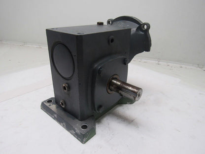 Boston Gear F321-10-G1 10:1 1750 RPM 1.7Hp 175 Output RPM Gear Reducer Broken