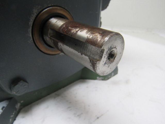 Boston Gear F321-10-G1 10:1 1750 RPM 1.7Hp 175 Output RPM Gear Reducer Broken