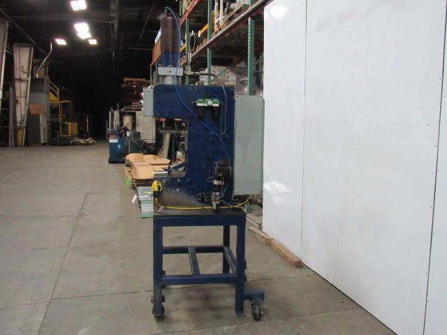 Hydraulic Guided C Frame Press W/Controls 8" Stroke 6" Throat 12" Opening