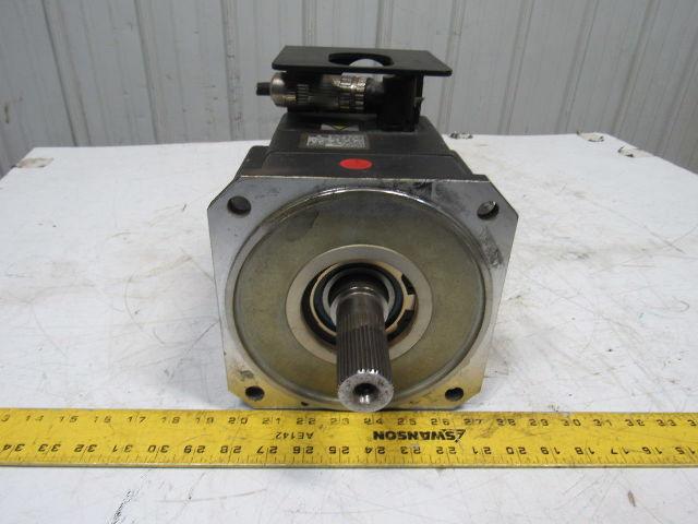 Kuka 1FK6100-8AF91-1ZZ9-ZS49 156V 3.77kW 9.5A 4200RPM MAX 3Ph Servo Motor