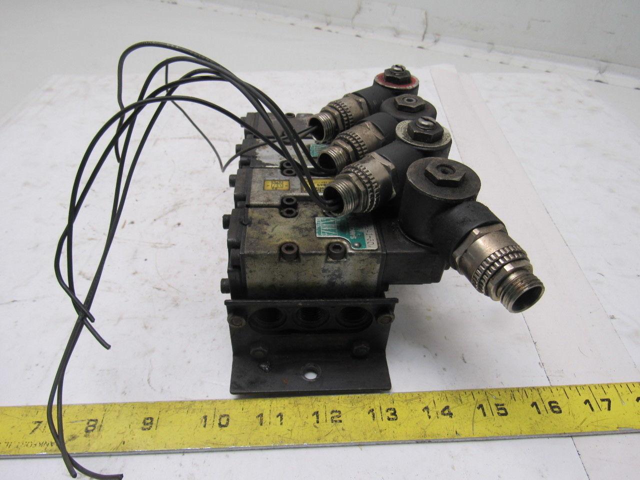 Shrader Parker M2132413049 4/2 Air Valve Bank 24V DC Coils Manifold