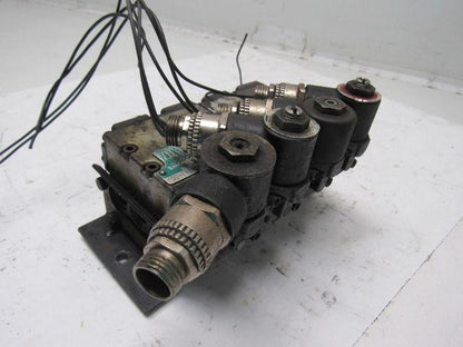 Shrader Parker M2132413049 4/2 Air Valve Bank 24V DC Coils Manifold