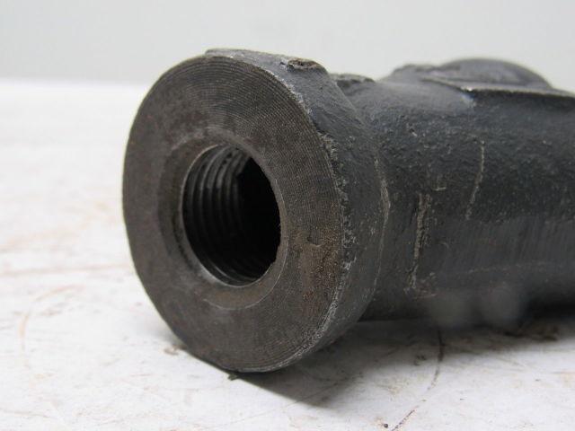 LH559M 1/2" NPT Cast Iron Y-Strainer