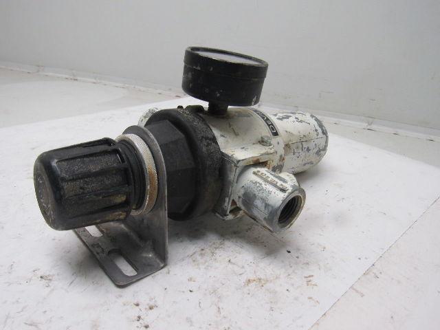 Devilbiss HLT-510 Pneumatic Filter Regulator 1/2" In 1/4" out 250 PSI max.