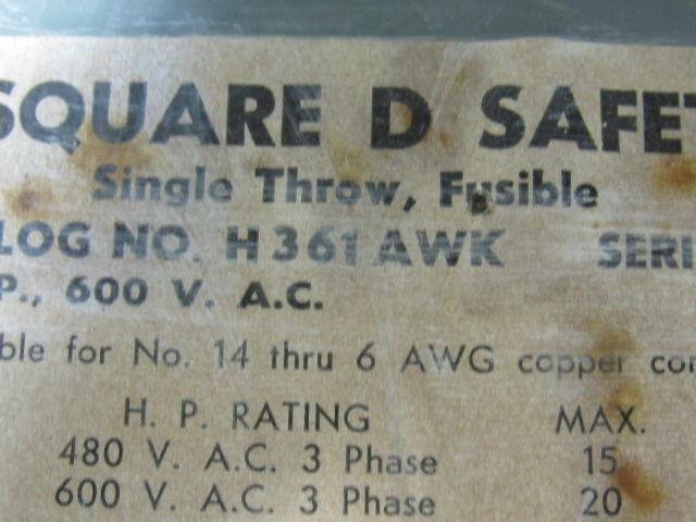 Square D Pyle YXA13032-G 600V 20Hp 30A 3Ph Fused 3 Pole Disconnect 4P Plug