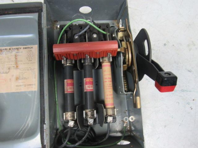 Square D Pyle YXA13032-G 600V 20Hp 30A 3Ph Fused 3 Pole Disconnect 4P Plug