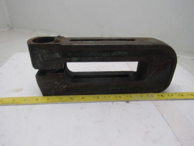 Strippit 8BN2-1/4 8" Throat C Frame Punch Unit 5-1/2" Shut Height