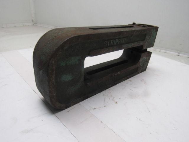 Strippit 8BN2-1/4 8" Throat C Frame Punch Unit 5-1/2" Shut Height