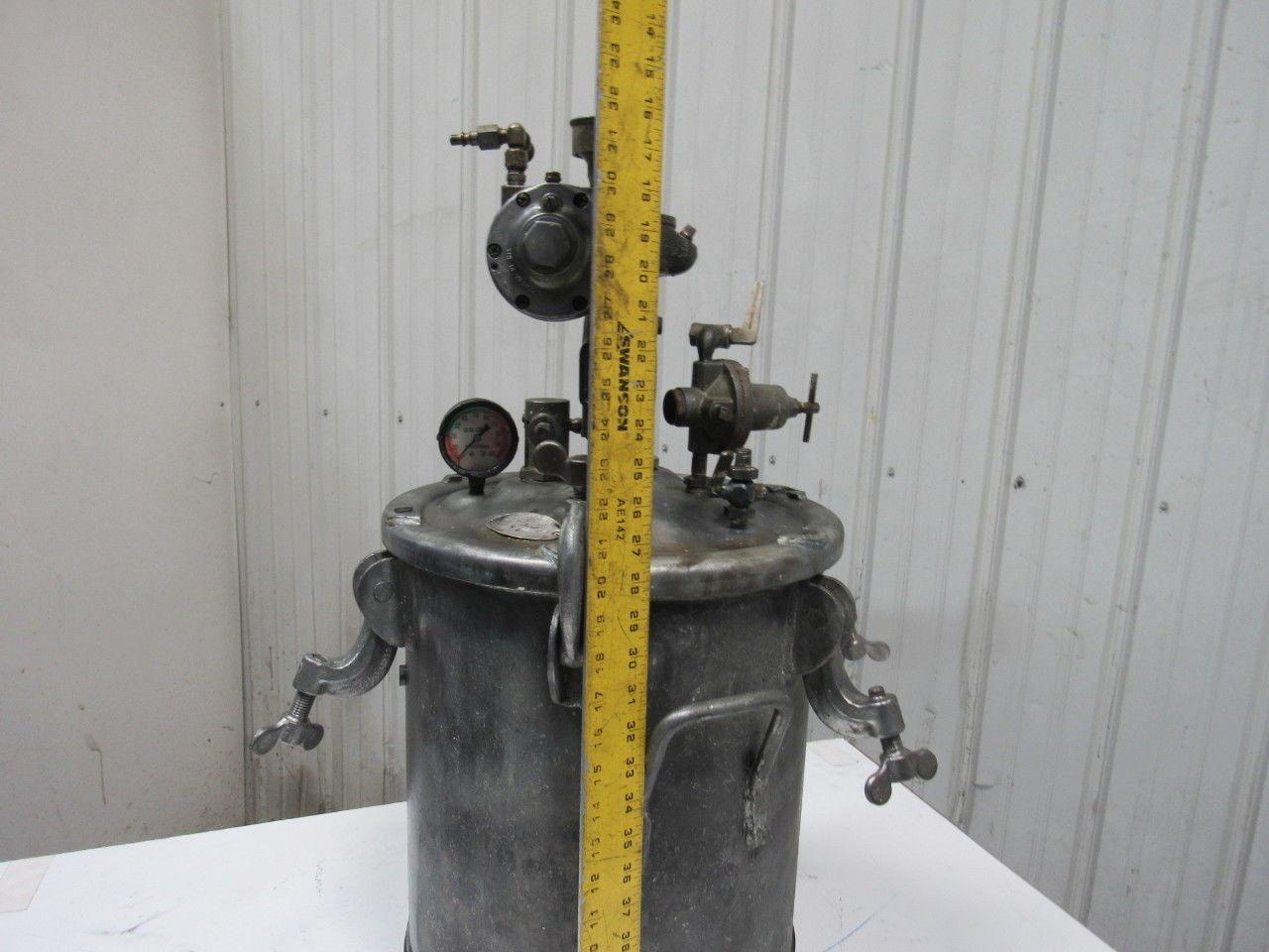Devilbiss QM5095-3 10 Gallon Galvanized Steel Pressure Pot Feed Tank W/Agitator