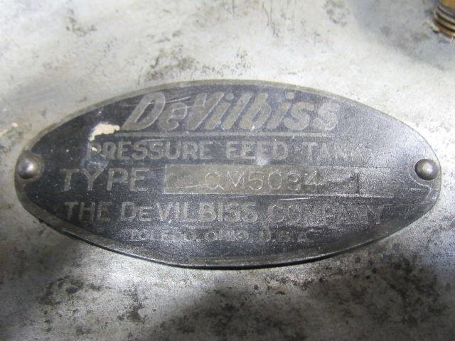 Delvibiss QM5094-1 10 Gallon Galvanized Steel Pressure Pot Tank W/Agitator