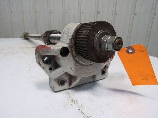 Hurco Z Axis Ball Screw & Nut Assembly From a HAWK40/SSM