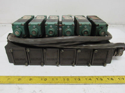 Pneumatics 6 Station Manifold Block W/Valves (4) 081SA402K (1) 081SA400K