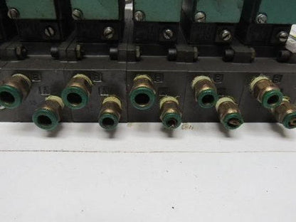 Pneumatics 6 Station Manifold Block W/Valves (4) 081SA402K (1) 081SA400K