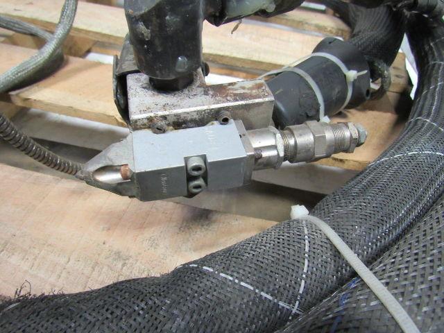 Nordson 129581A 230V 520 Watts 1200 PSI Hot Melt Adhesive Heated Hose 16'