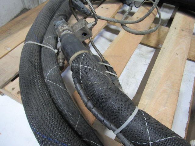 Nordson 129581A 230V 520 Watts 1200 PSI Hot Melt Adhesive Heated Hose 16'