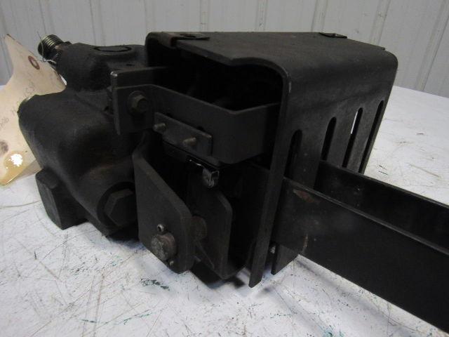 Clark 4 Spool Hydraulic Control Valve Assembly for ECS  Series Forklift
