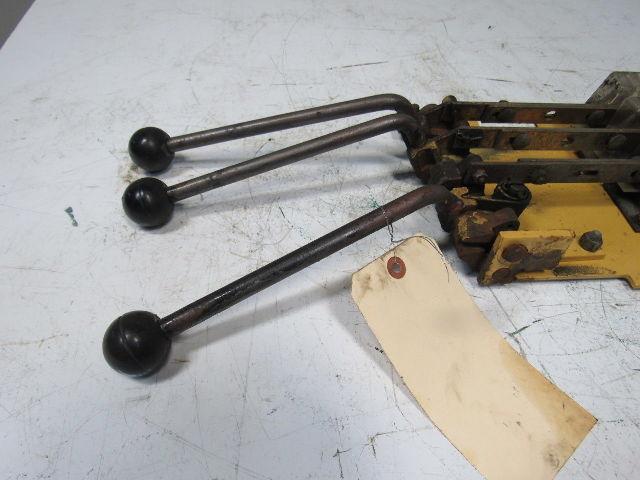 Hyster EX50XL-32 Hydraulic Spool Valve 3-Lever Forklift Mast Control