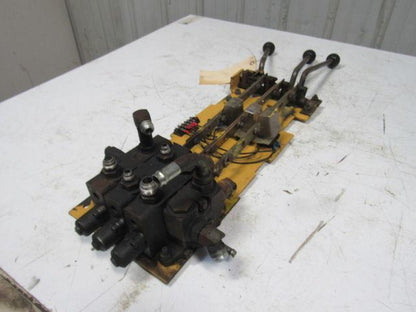 Hyster EX50XL-32 Hydraulic Spool Valve 3-Lever Forklift Mast Control