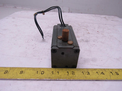 SMC VT4115 Pneumatic Air Solenoid Valve 100V 1/4" NPT
