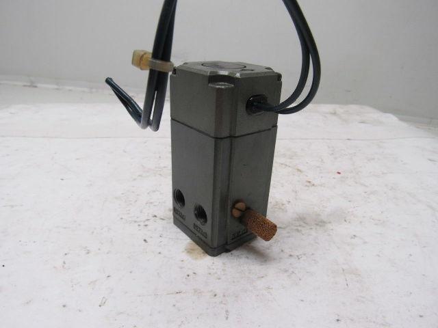 SMC VT4115 Pneumatic Air Solenoid Valve 100V 1/4" NPT