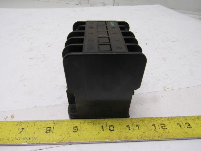 Fuji SRC3631-5 Magnetic Contactor 100/110V Coil 5 Pole