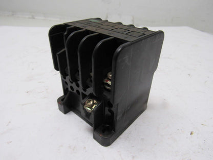 Fuji SRC3631-5 Magnetic Contactor 100/110V Coil 5 Pole