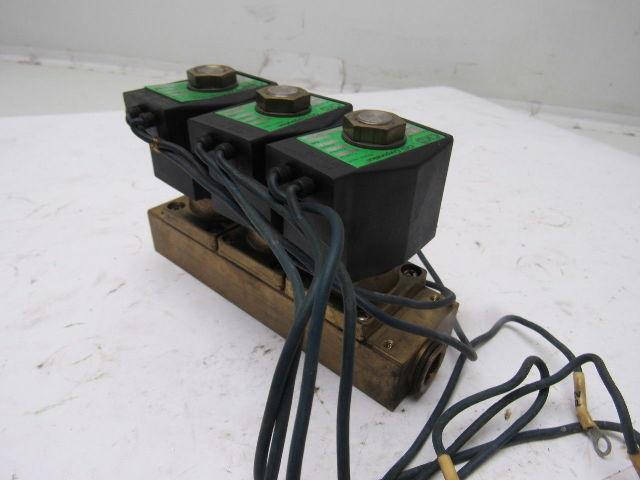 CKD GAB4126 3 Port Solenoid Valve Air /Water/Oil 1/2" x 1/4" NPT Ports 100/110V