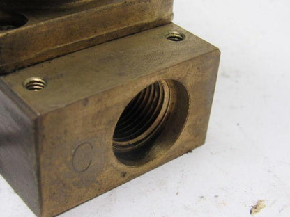 CKD GAB4126 3 Port Solenoid Valve Air /Water/Oil 1/2" x 1/4" NPT Ports 100/110V