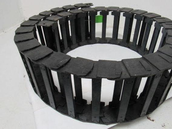 Igus 35.3.250 7" x 1-1/2" ID Drag Chain Cable Energy Chain 6'