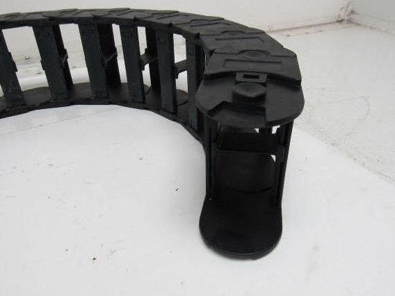 Igus 340.100.200 4" x 1-3/4"  ID Cable Carrier Drag Energy Chain 40"