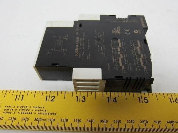 Siemens 3UG3534-1AC50 Safety Monitoring Relay