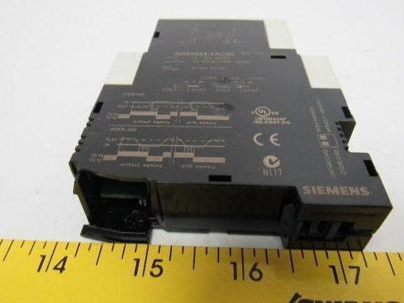 Siemens 3UG3534-1AC50 Safety Monitoring Relay