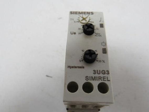 Siemens 3UG3534-1AC50 Safety Monitoring Relay