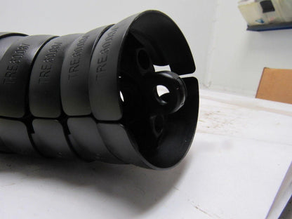 Igus TRE-60-087 3 Axis Energy Chain Triflex System 2.56" OD 21"L 26 Links