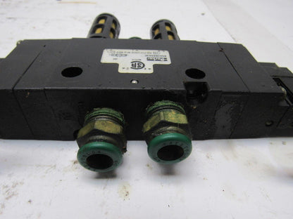 Parker B551BB553C Pneumatic Solenoid Air Valve 120V Coils