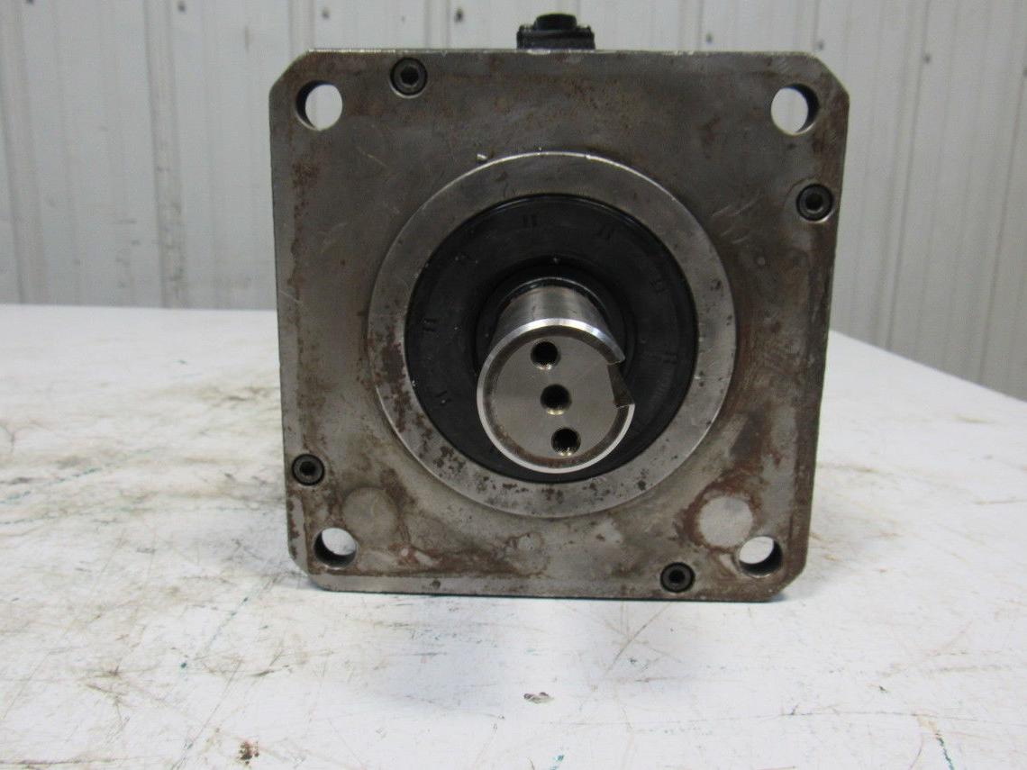 Fanuc A06B-0266-B200 AC Servo Motor 3000RPM 400-480V 4.5KW W/Brake