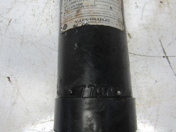 Allen Bradley 1326-DPA4B 154.8 Tach Voltage DC Servo Motor 5/8" Shaft