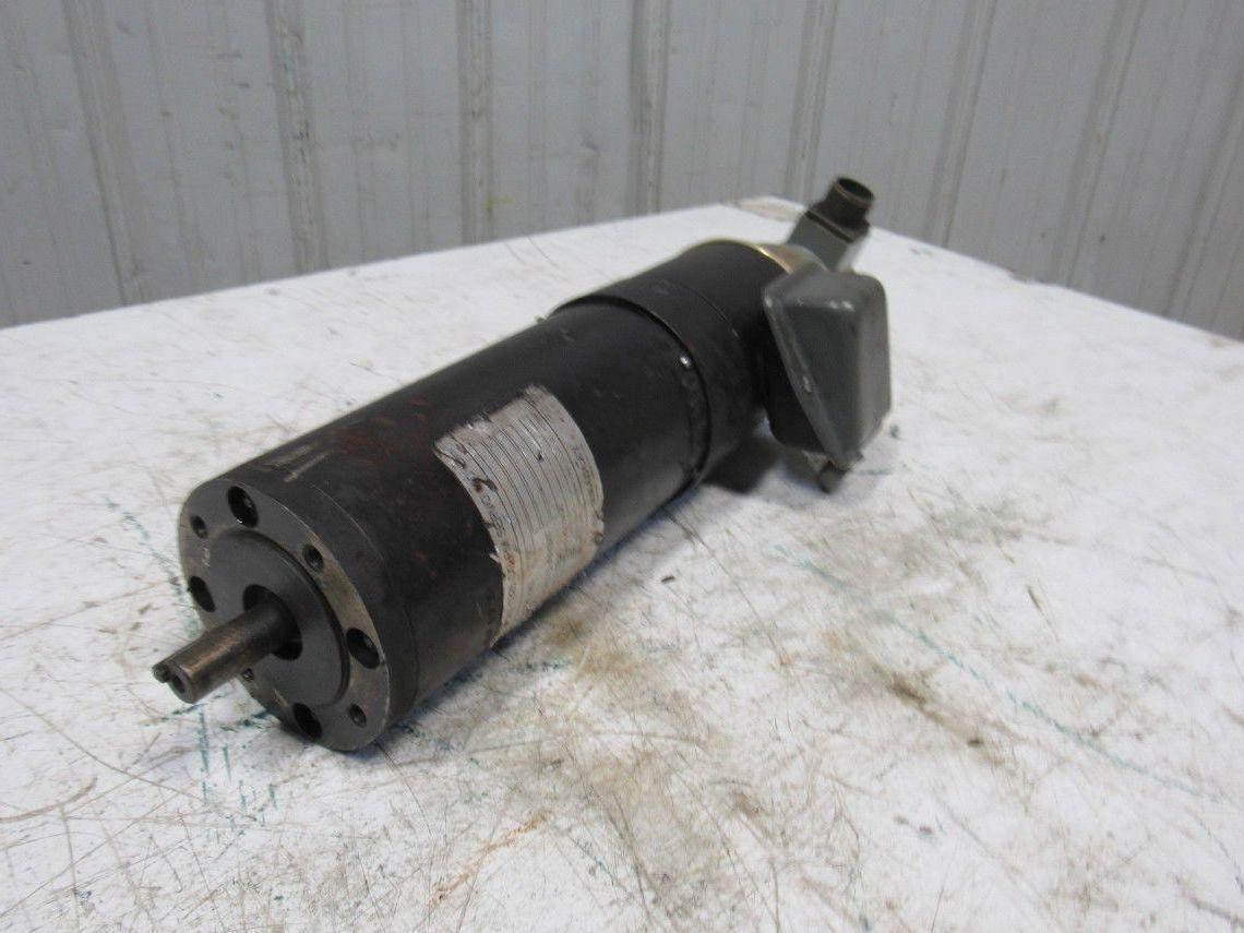 Allen Bradley 1326-DPA4B 154.8 Tach Voltage DC Servo Motor 5/8" Shaft