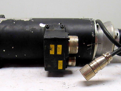 Indramat MAC063C-0-MS-3-C/095-B-1/S001 3500RPM Permanent Magnet AC Servo