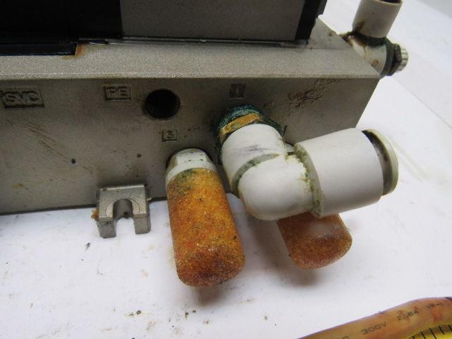 SMC VFS2100-5FZ Pneumatic Solenoid Valve W/2 Slot Control Block