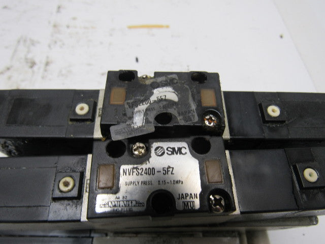SMC NVFS2100-5FZ (2) Pneumatic Solenoid Valves W/2 Slot Control Block