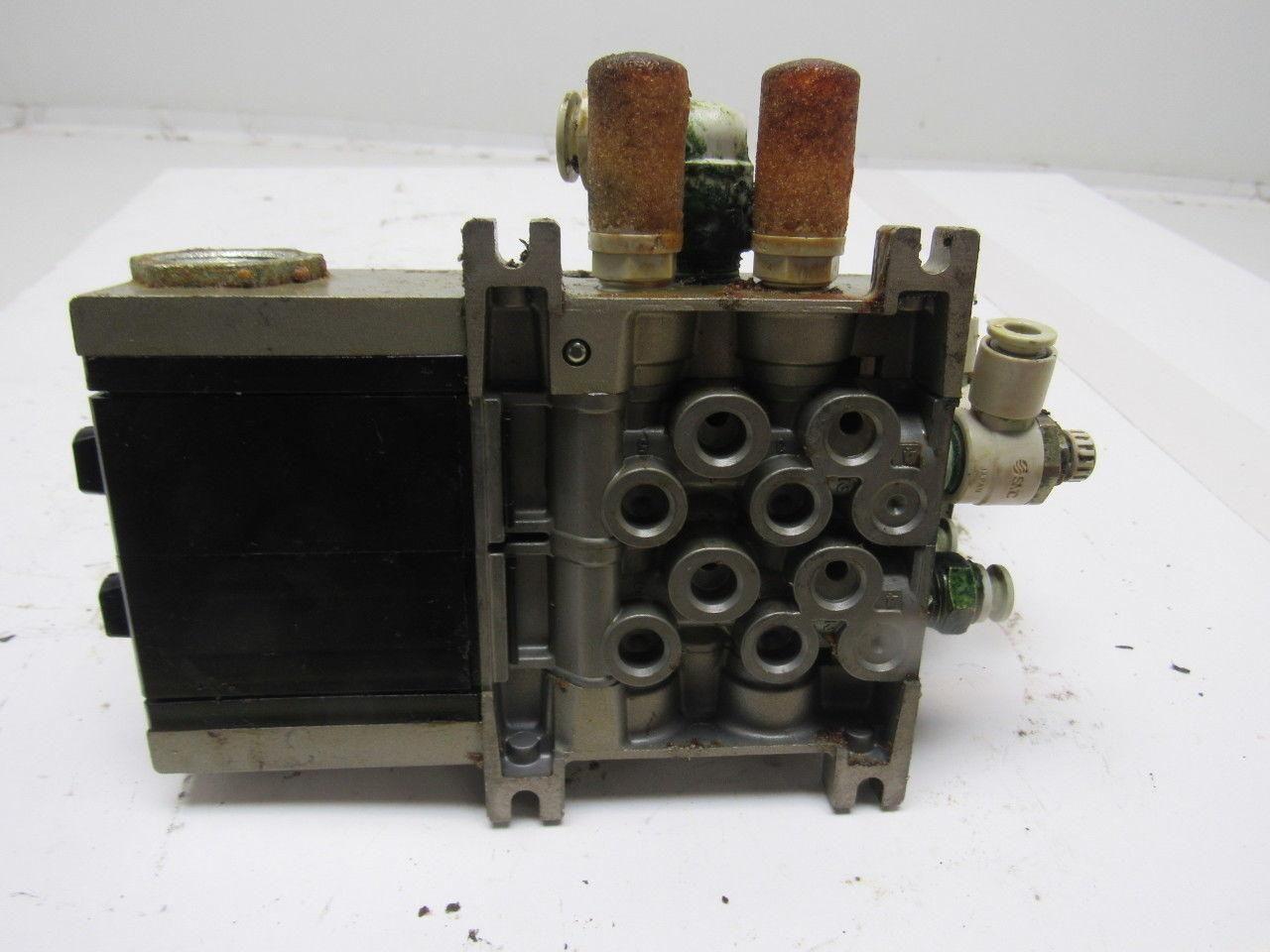 SMC NVFS2100-5FZ (2) Pneumatic Solenoid Valves W/2 Slot Control Block