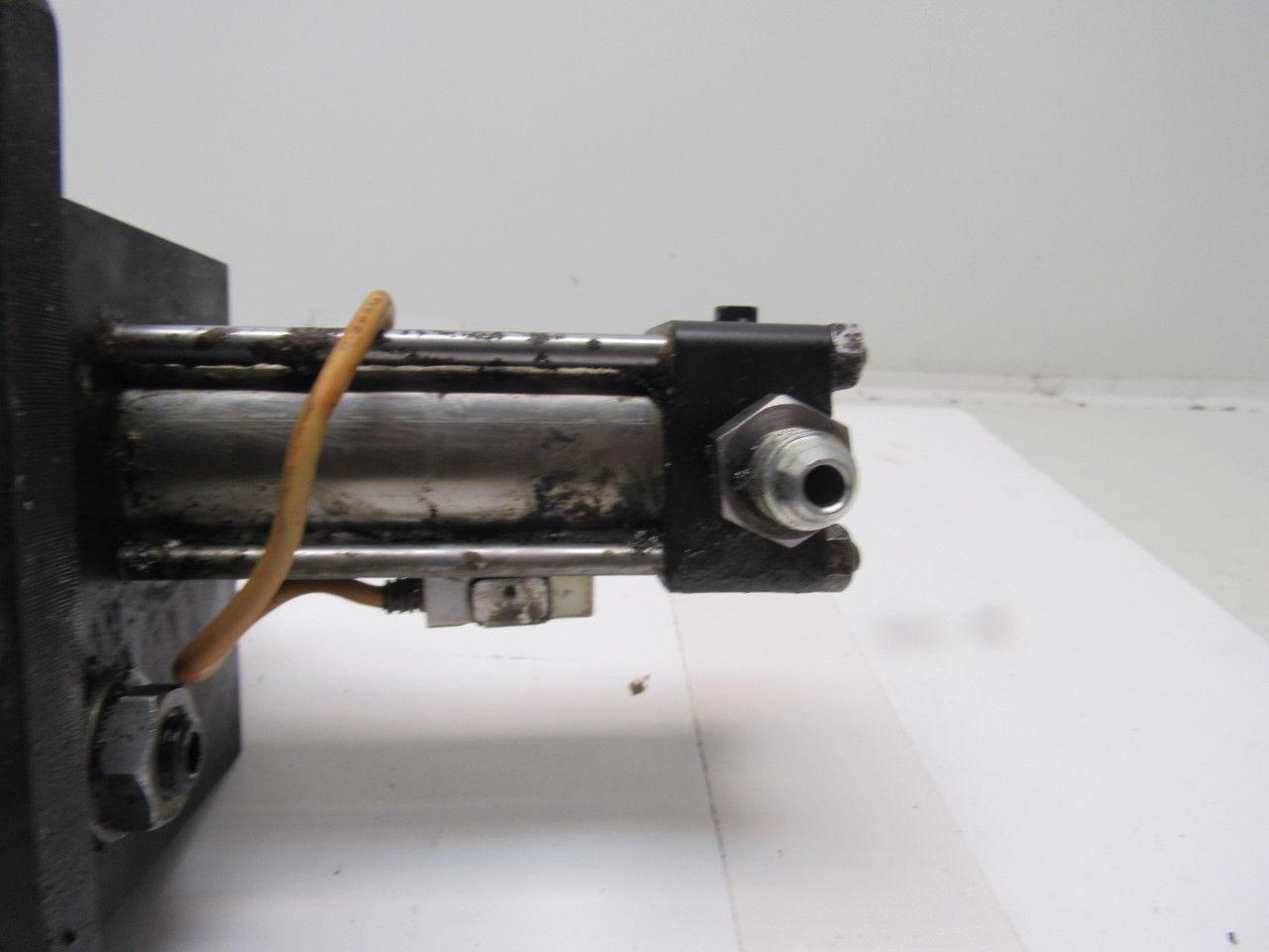 Pneumatic Oscillator Pneumatic Actuator 45° 1/4 Turn  1" Bore