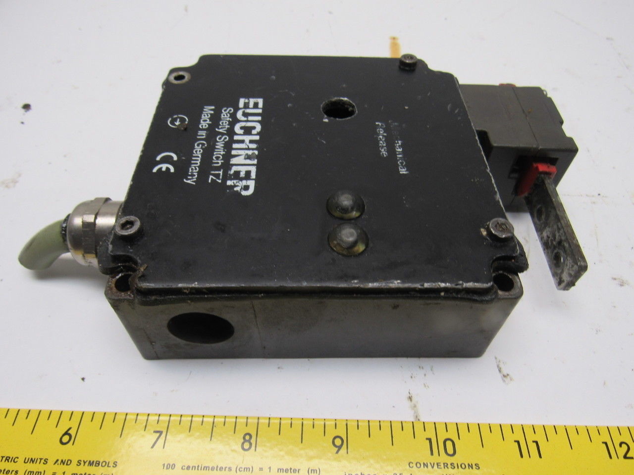 Euchner TZ2LE024MVAB Safety Inter Lock Switch