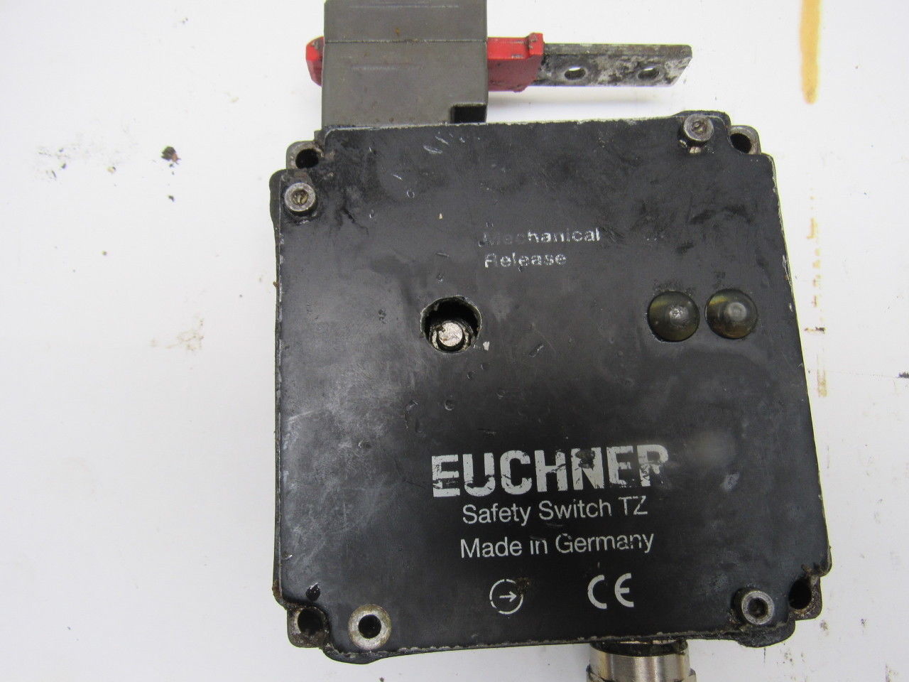 Euchner TZ2LE024MVAB Safety Inter Lock Switch