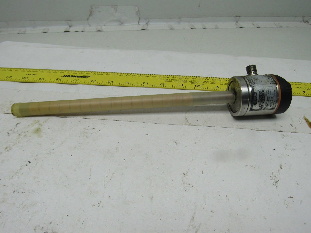 Efector LK7022 Level Sensor Length 10-1/2"