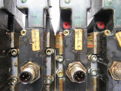 Norgren SXE9573-871-M1 7 Station Pneumatic Manifold Block W/6 Valves